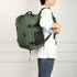 Raykong Mochila De Cabina Ryanair 40x20x25cm (20L) | Mochila De Viaje Impermeable Para Avión | Equipaje De Mano Resistente | Mochila Para Senderismo | Escolar | Trabajo - Verde