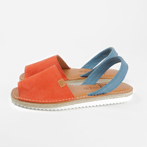 Menorquina de mujer de piel Alba (Naranja/celeste)